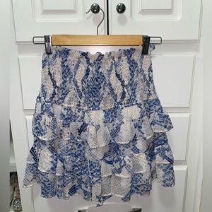 Preppy IMPECCABLE PIG skirt - size SMALL
